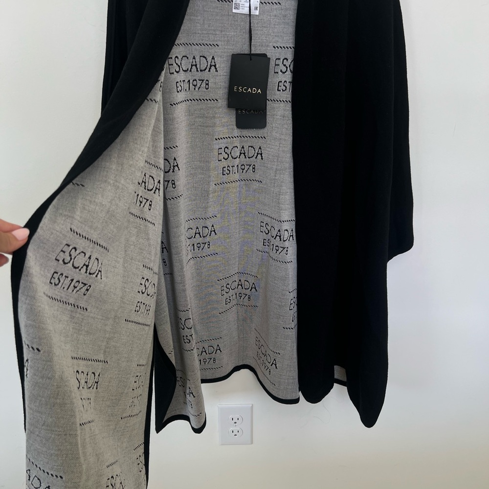 Escada Black and Gray Knit poncho
